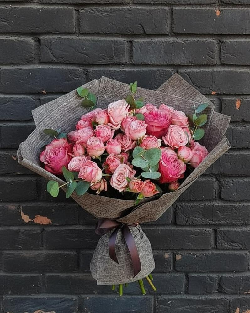 Букет цветов из: Розы в Дубках Саратовской области