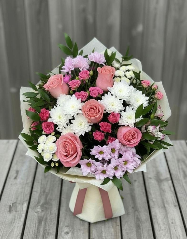 Букет цветов из: Альстромерии, Гвоздики, Розы и Хризантемы в Дубках Саратовской области