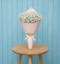 Букет цветов из:  Гипсофила в Дубках Саратовской области