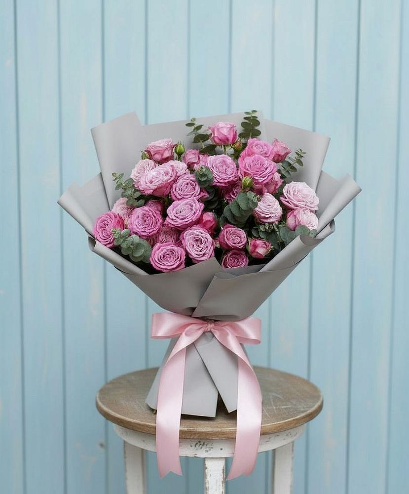 Букет цветов из: Розы в Дубках Саратовской области