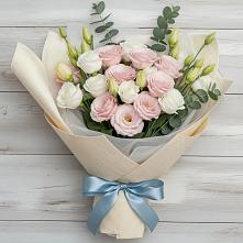 Букет цветов из:  Лизиантусы #REPLACE_PRED# Дубках Саратовской области