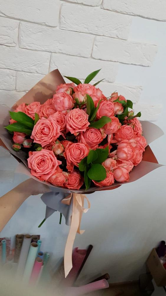 Букет цветов из: Розы в Дубках Саратовской области