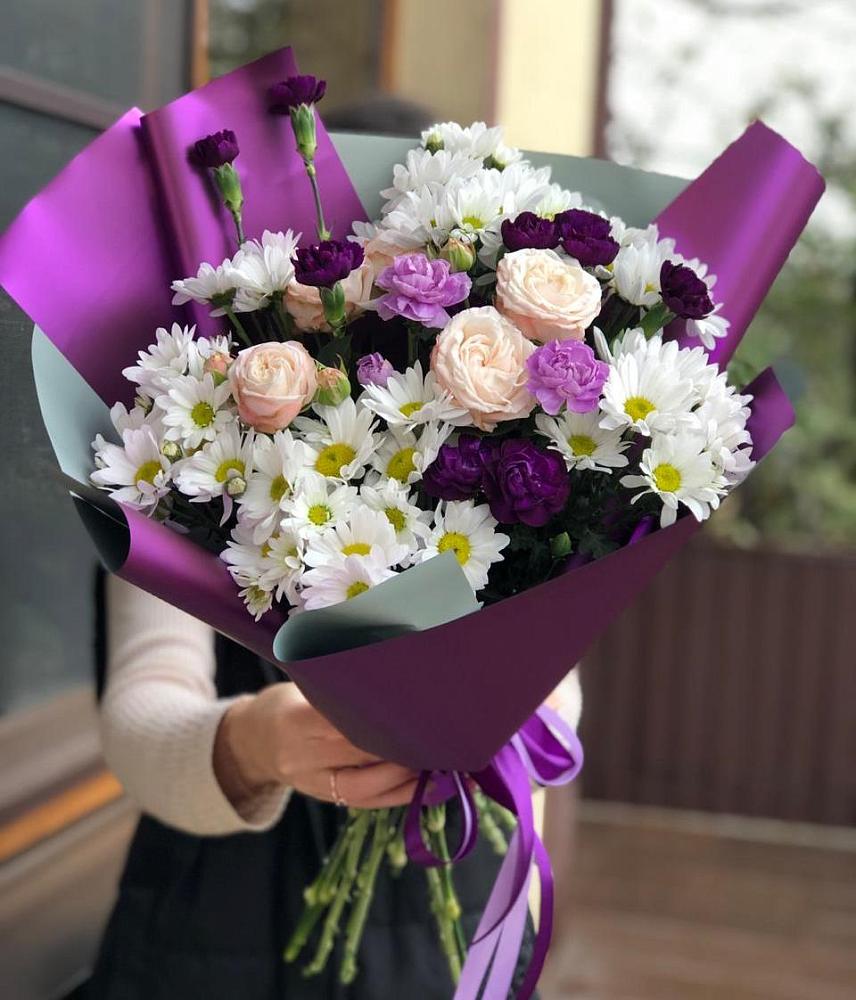 Букет цветов из: Хризантемы, Гвоздики и Розы в Дубках Саратовской области