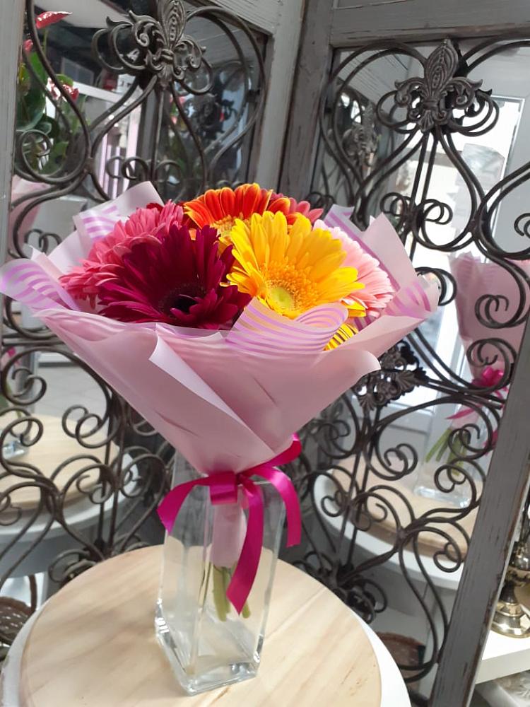 Букет цветов из: Герберы в Дубках Саратовской области