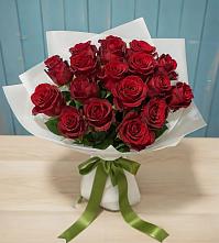 Букет Красные розы в Дубках Саратовской области