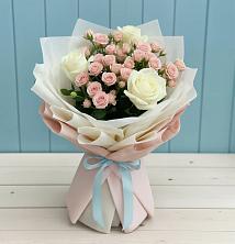 Букет цветов из:  Розы в Дубках Саратовской области