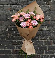 Букет цветов из:  Розы в Дубках Саратовской области