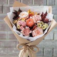 Букет цветов из:  Гвоздики, Хризантемы и Розы в Дубках Саратовской области