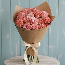 Букет цветов из:  Розы в Дубках Саратовской области