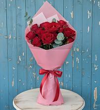 Букет цветов из:  Розы в Дубках Саратовской области