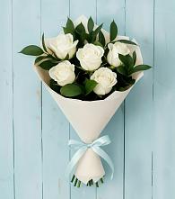 Букет цветов из:  Розы в Дубках Саратовской области