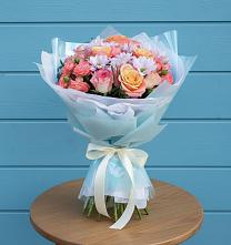 Букет цветов из:  Хризантемы и Розы в Дубках Саратовской области