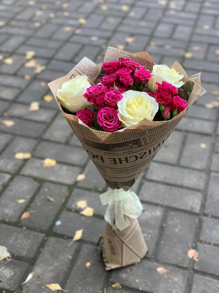 Букет цветов из: Розы в Дубках Саратовской области