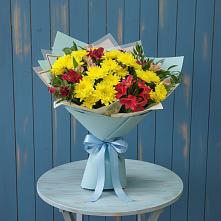 Букет цветов из:  Альстромерии и Хризантемы в Дубках Саратовской области