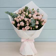 Букет цветов из:  Розы в Дубках Саратовской области