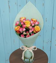 Букет цветов из:  Розы в Дубках Саратовской области