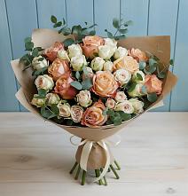 Букет цветов из:  Альстромерии и Розы в Дубках Саратовской области